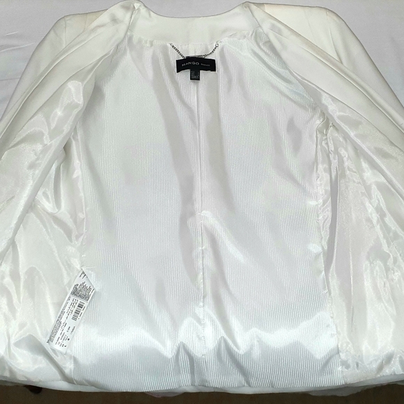 MANGO White Blazer Corporate / Office (CLEARANCE) - Picture 7 of 12